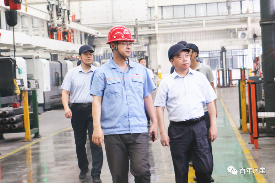 安阳市政协副主席侯合柱到乐发集团调研指导工作